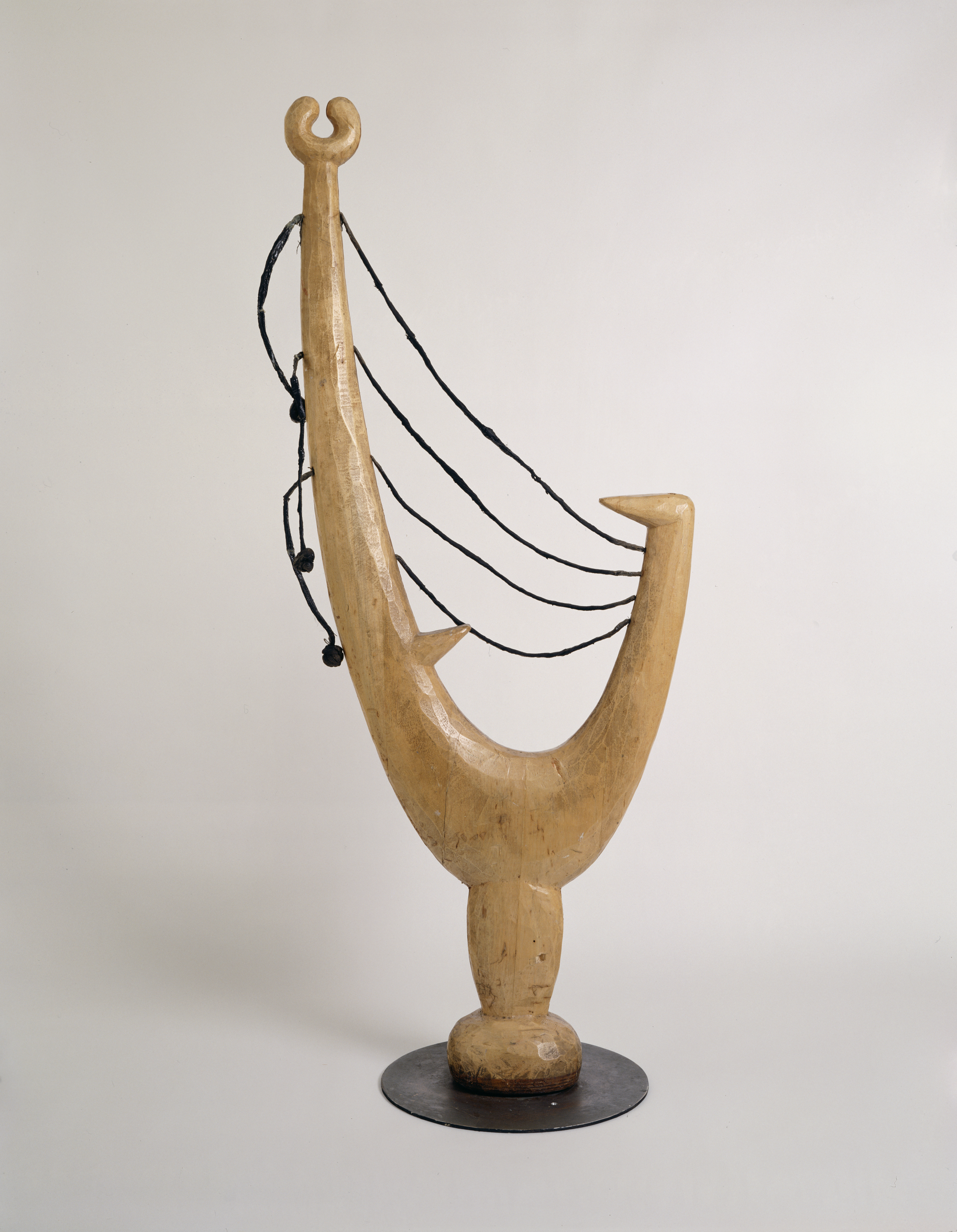 Lyre - The Noguchi Museum